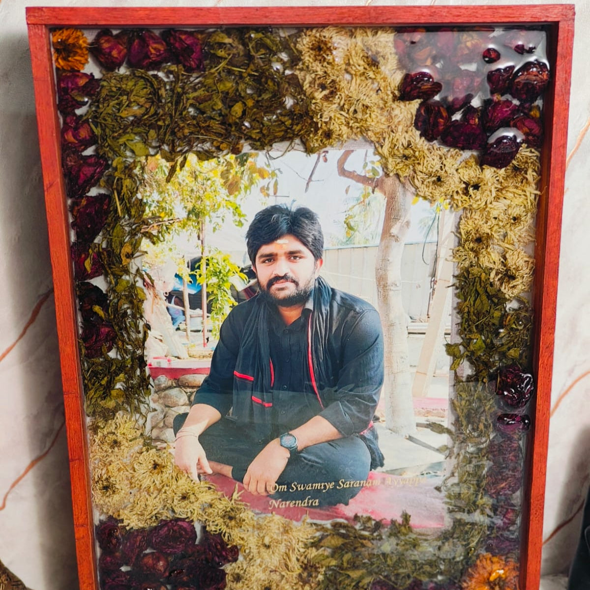 12 x 16 inch teak wood varmala preservation frame with deep red roses
