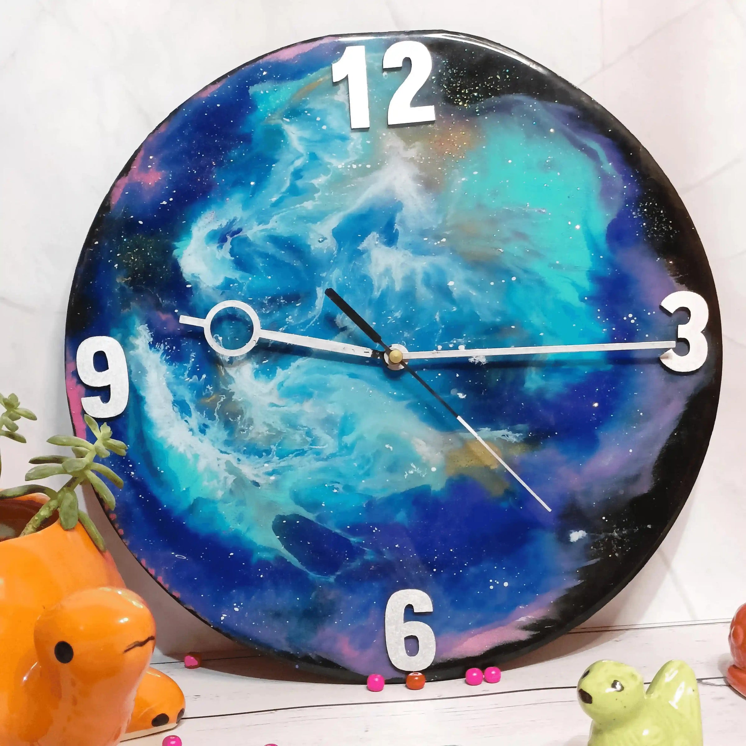 resin-black-blue-galaxy-effect-handmade-wall-clock-design