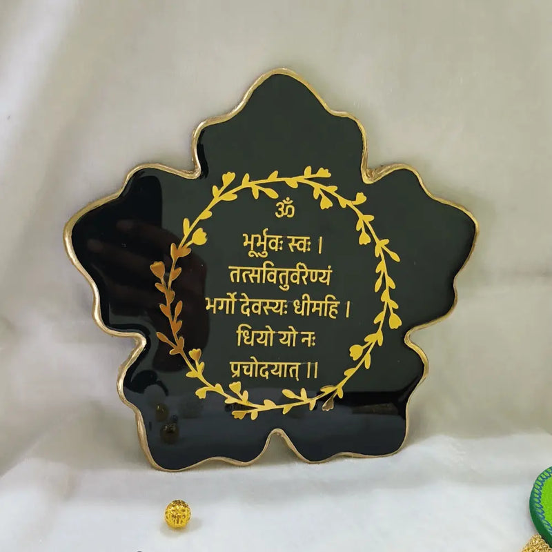 Resin Gayatri Mantra Frame Flower Shaped For Office