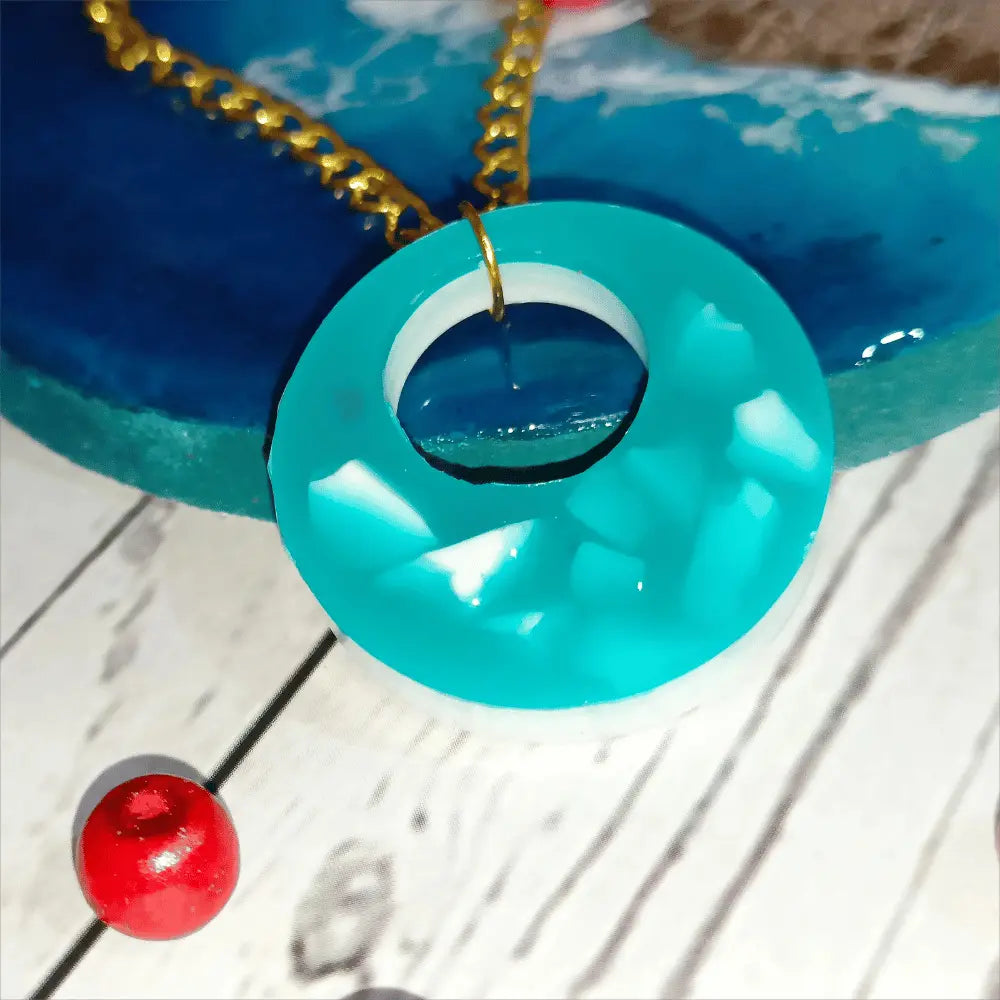 Resin Pendant Jewellery With Blue Stone Round