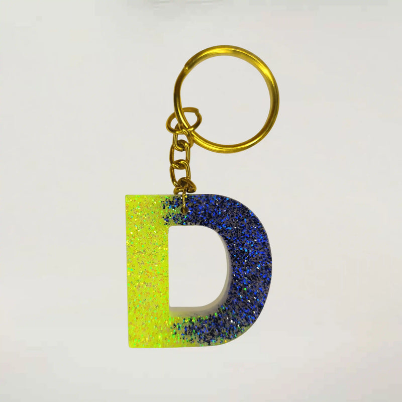 Sustainable resin keychain With Stylish D initials for Sister's Day Celebration For Sale