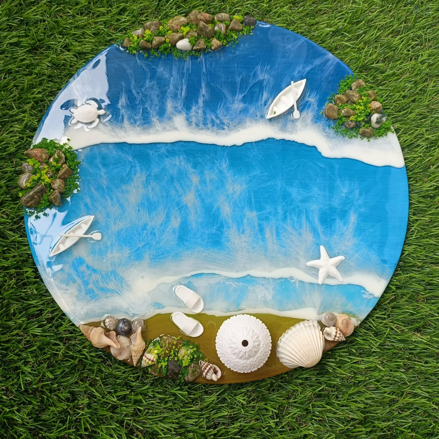 Resin Wall Decor With Ocean Beach Effect For Gallery Wall, Corporate Gift, Decorative Purposes, Tabletop Display
